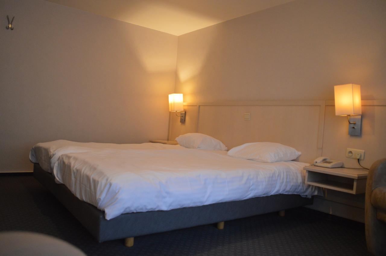 Hotel Honfleur ميدل كيرك المظهر الخارجي الصورة